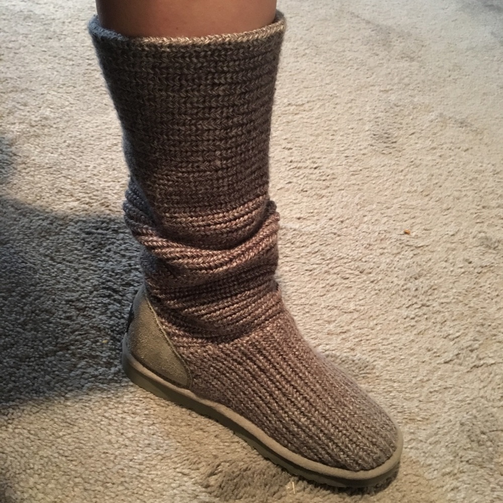 UGGS